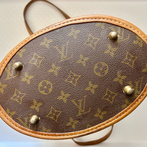 Louis Vuitton Vintage Monogram Bucket Bag - Picture 6 of 10
